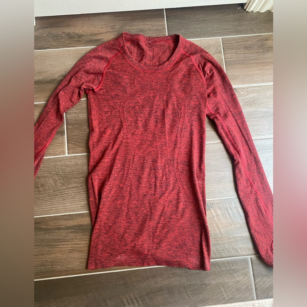 Women’s Swiftly Tech Long-Sleeve Shirt 2.0 size 4
